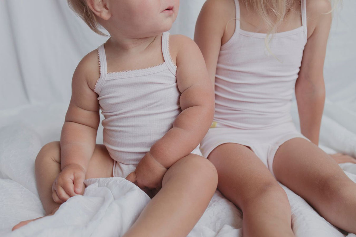 Baby Girl Sleeveless 3pc Onesie Set